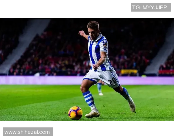 沙尔克与南安普顿激战正酣足球比赛精彩瞬间回顾与分析